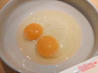 2 jajci