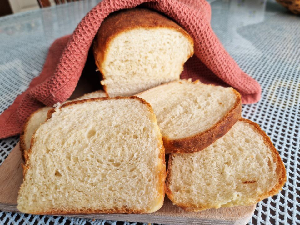 Masleni kruh (2)