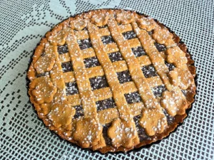 Makova pita iz polnozrnate pirine moke z belo čokolado Makova pita iz polnozrnate pirine moke z belo čokolado